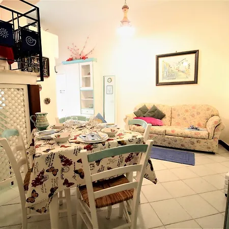 Appartamento Holidaycasa Bruno Centrale A Due Passi Dal Mare *