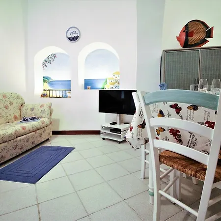 Holidaycasa Bruno Centrale A Due Passi Dal Mare